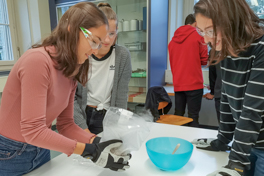 Two young girls at TecDay